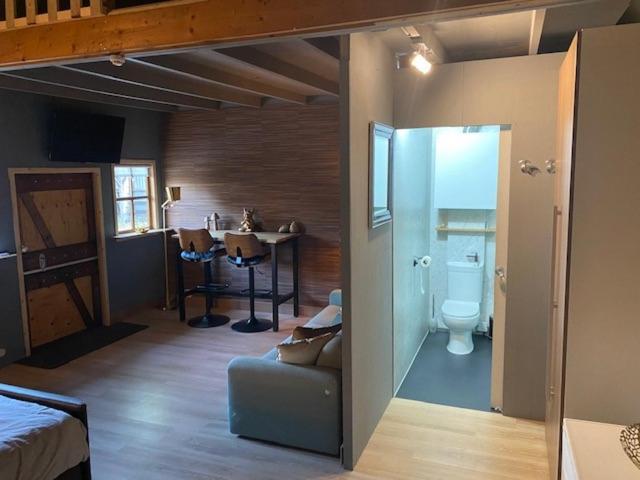 Shed 100 Bed & Breakfast Westerlee  ภายนอก รูปภาพ